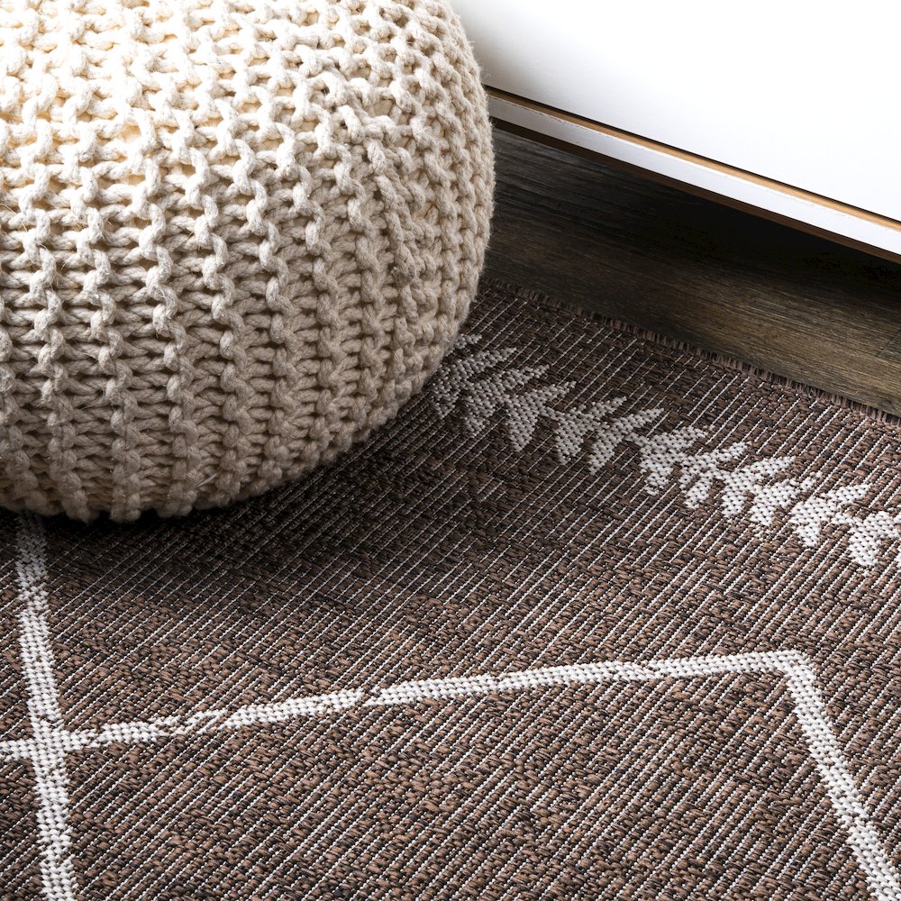 Derya Tribal Diamond Trellis Indoor/Outdoor Area Rug. Picture 8
