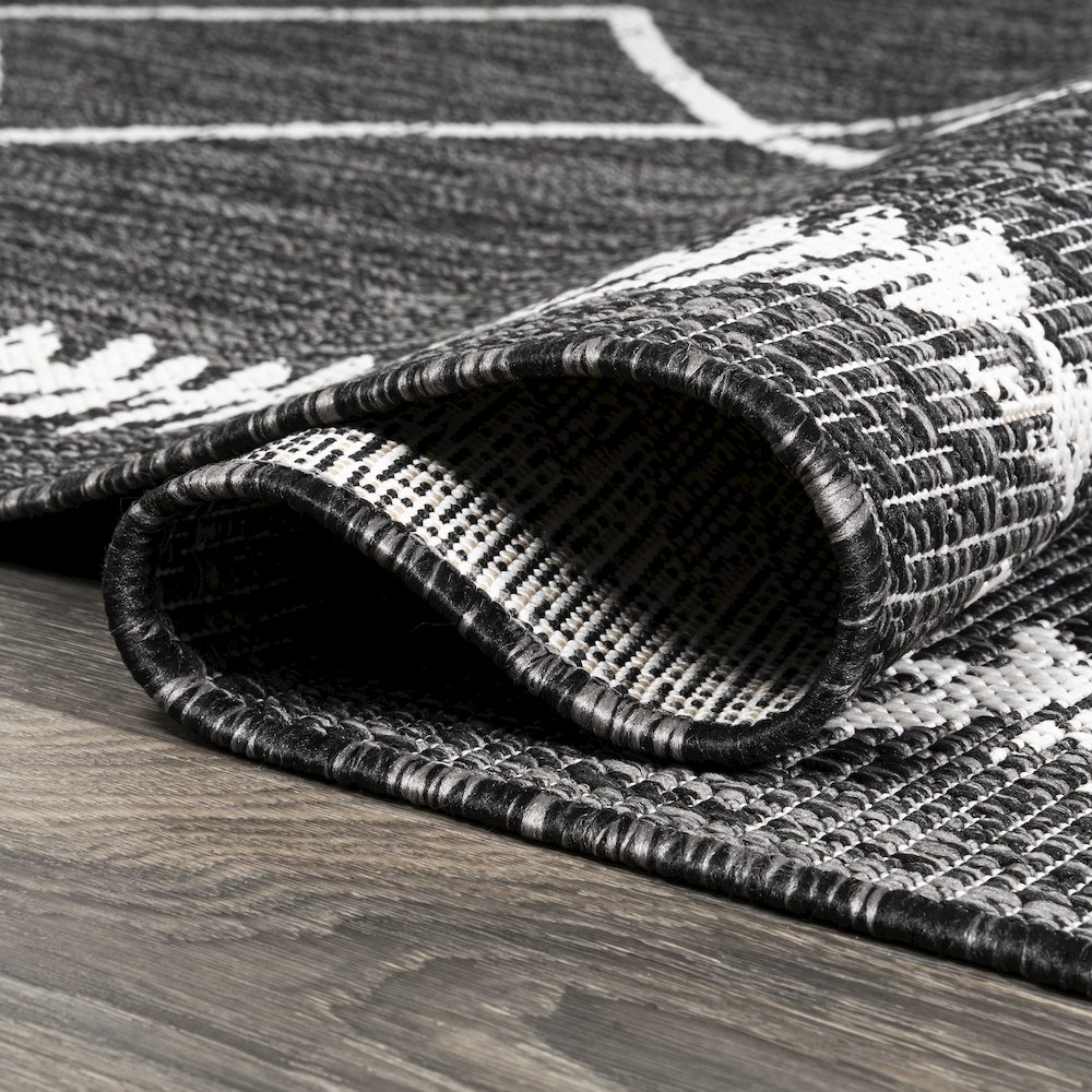 Derya Tribal Diamond Trellis Indoor/Outdoor Area Rug. Picture 15