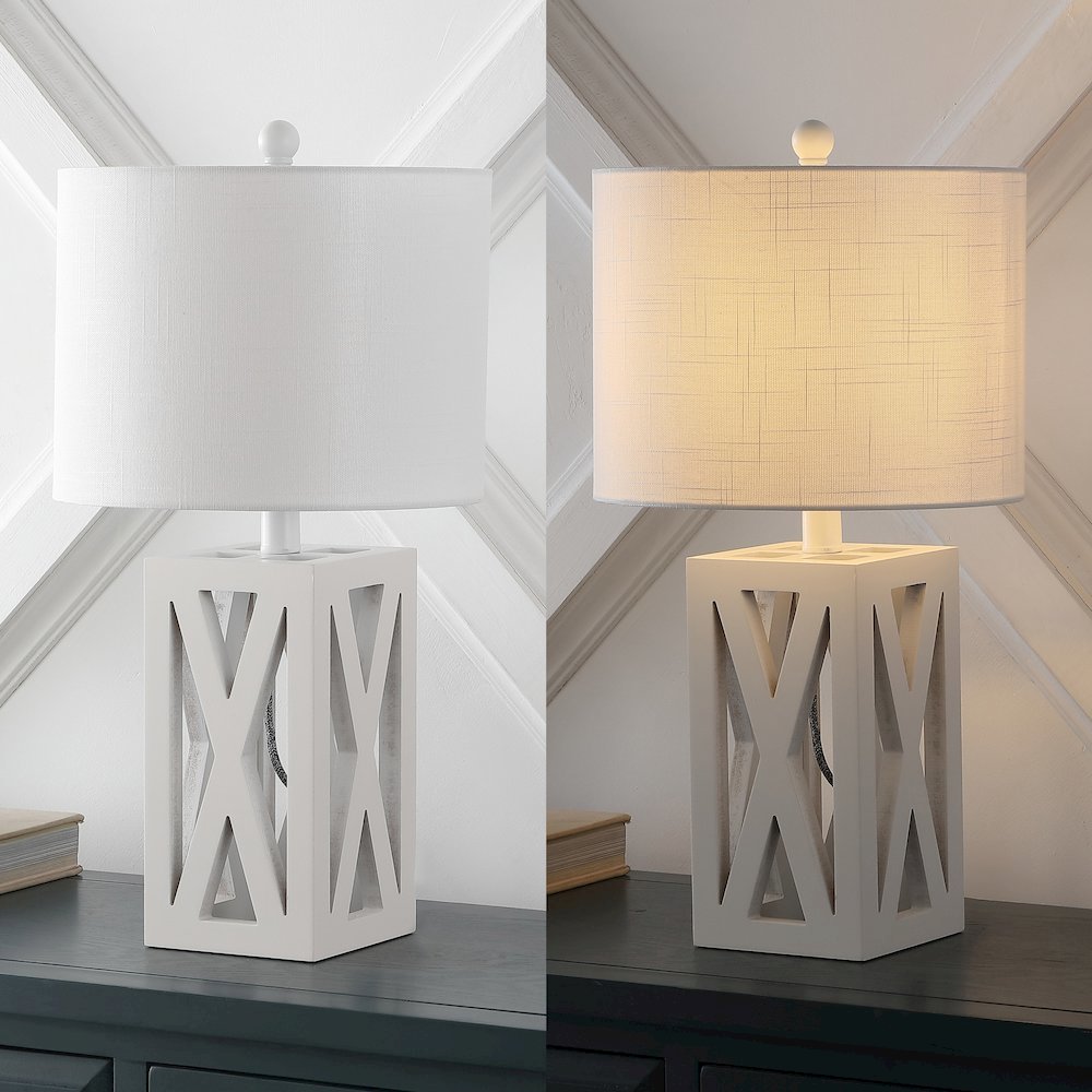 Stewart Farmhouse Wood Led Table Lamp. Picture 6