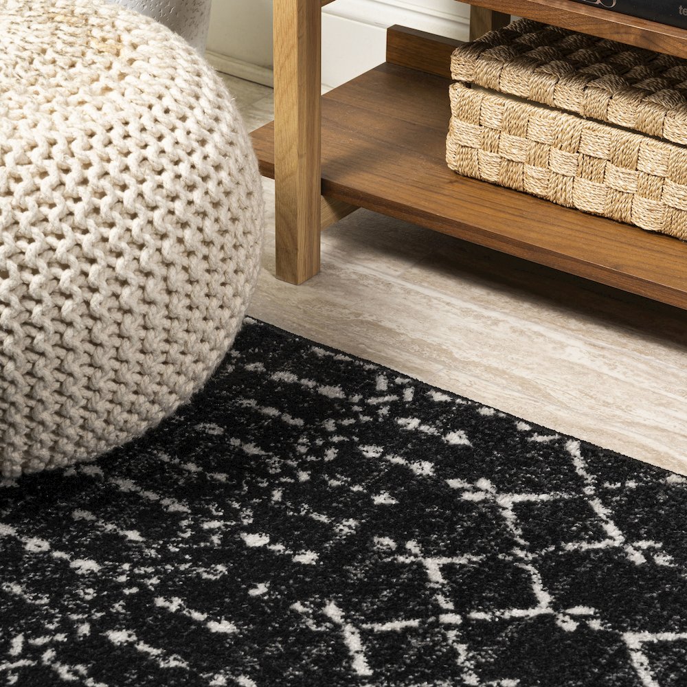 Moroccan Hype Boho Vintage Diamond Area Rug. Picture 5
