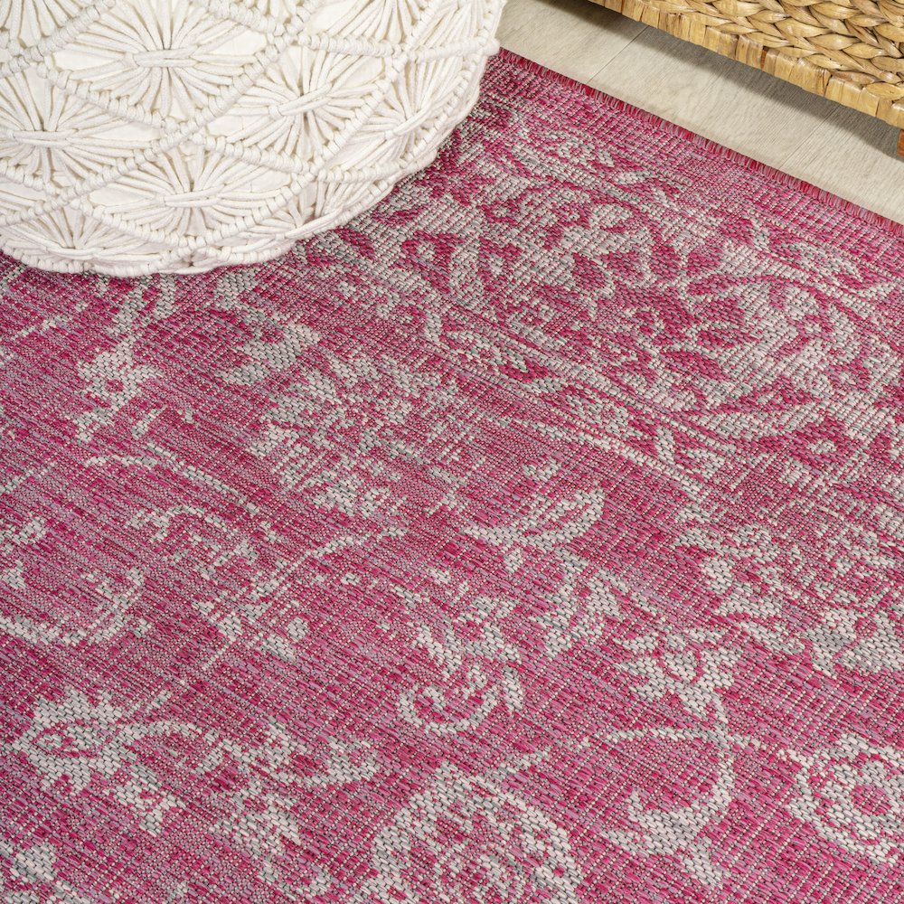 Tela Bohemian Textured Weave Floral Indoor/Outdoor Area Rug. Picture 4
