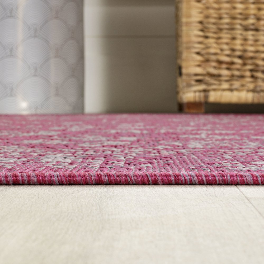 Tela Bohemian Textured Weave Floral Indoor/Outdoor Area Rug. Picture 9