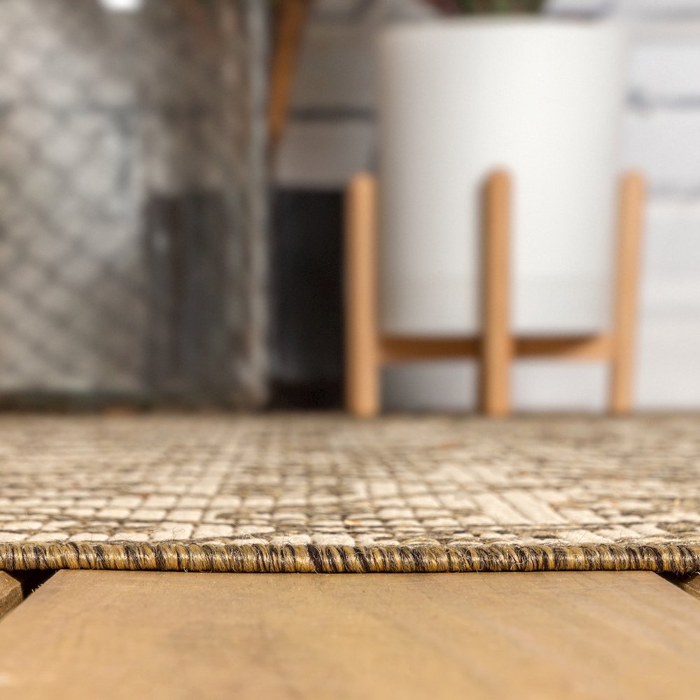 Madrid Vintage Filigree Textured Weave Indoor/Outdoor Square Rug. Picture 9