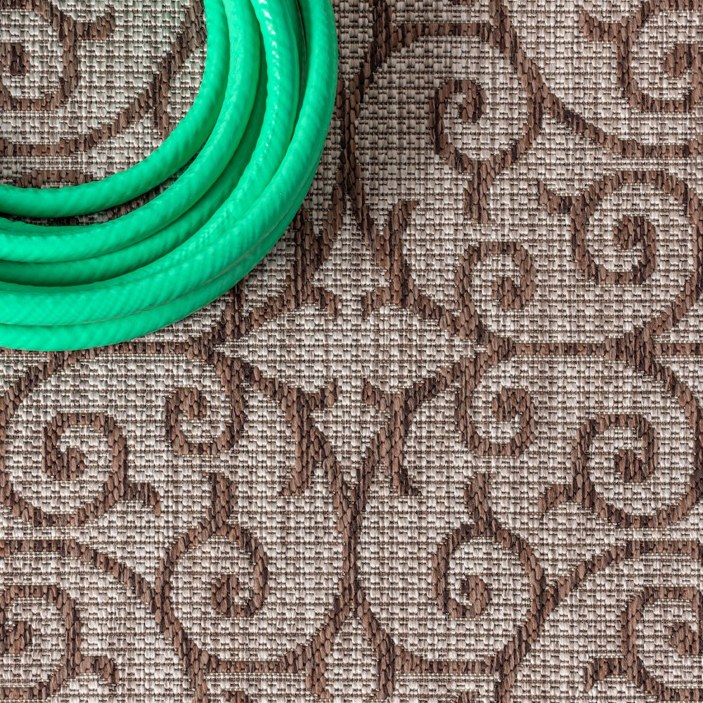 Madrid Vintage Filigree Textured Weave Indoor/Outdoor Square Rug. Picture 4