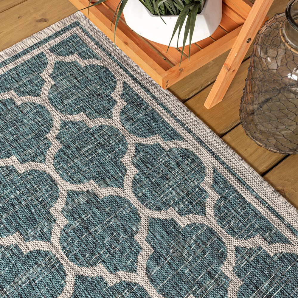 Trebol Moroccan Trellis Textured Weave Indoor/Outdoor Area Rug. Picture 5