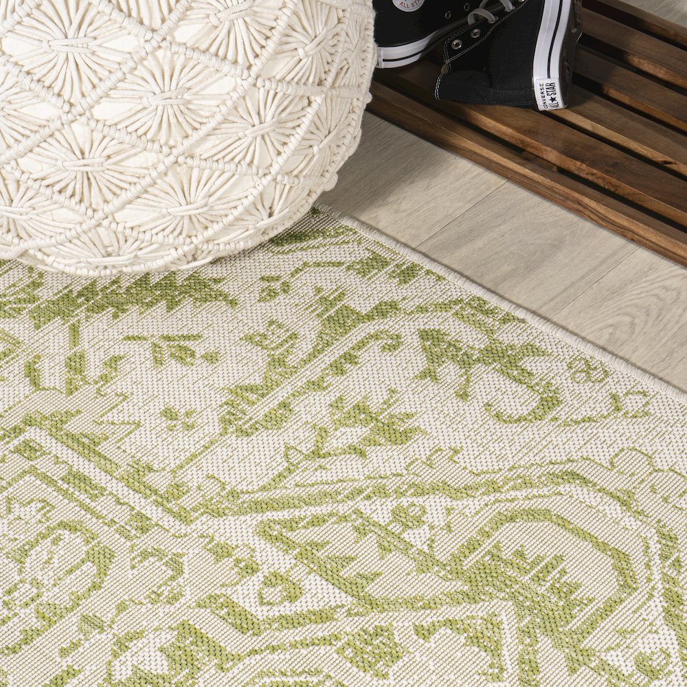 Estrella Bohemian Medallion Textured Weave Indoor/Outdoor Area Rug. Picture 11