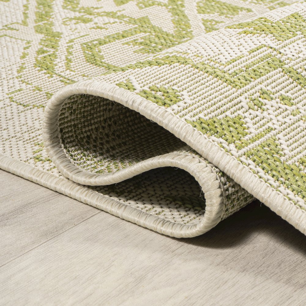 Estrella Bohemian Medallion Textured Weave Indoor/Outdoor Area Rug. Picture 13