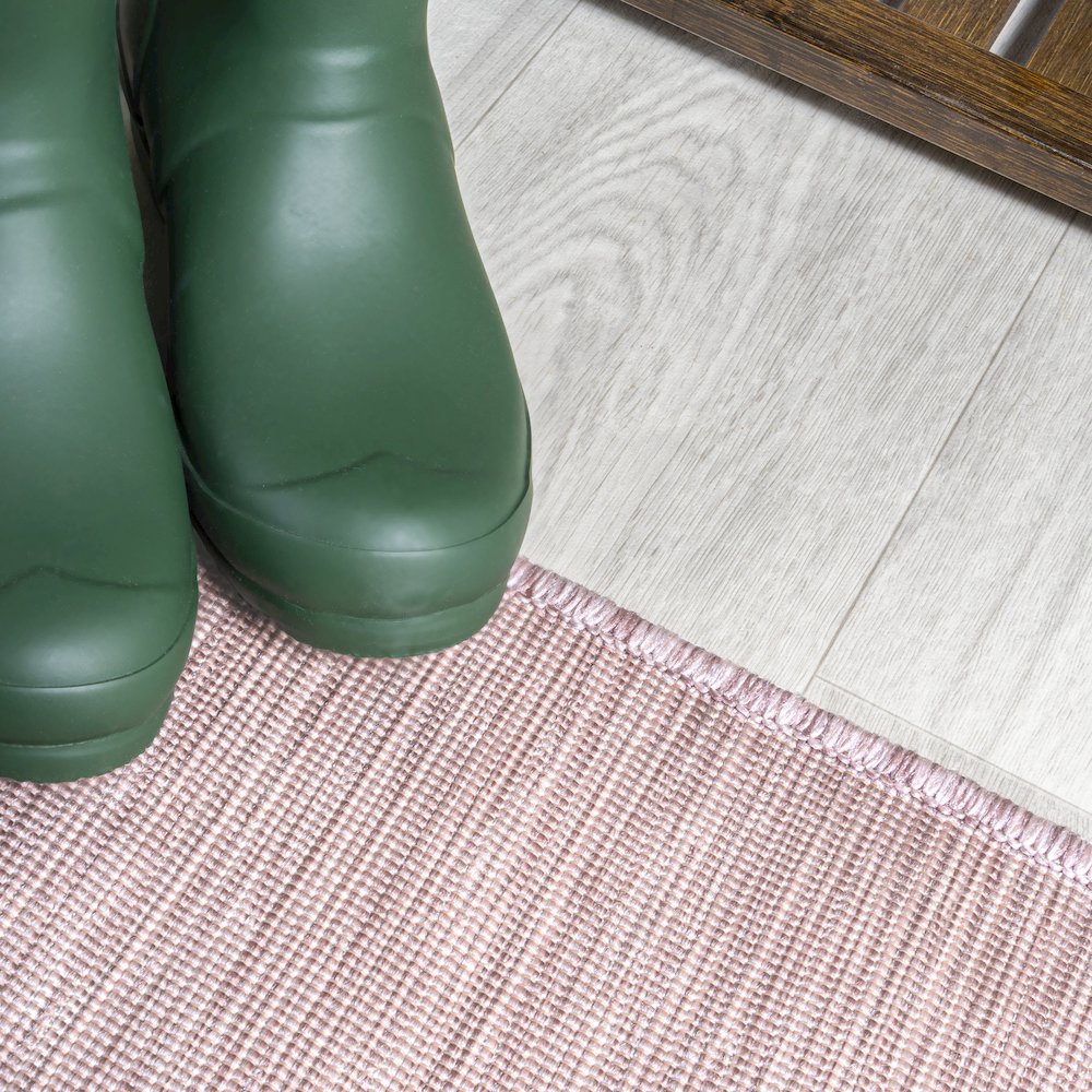 Ethan Modern Flatweave Solid Area Rug. Picture 12