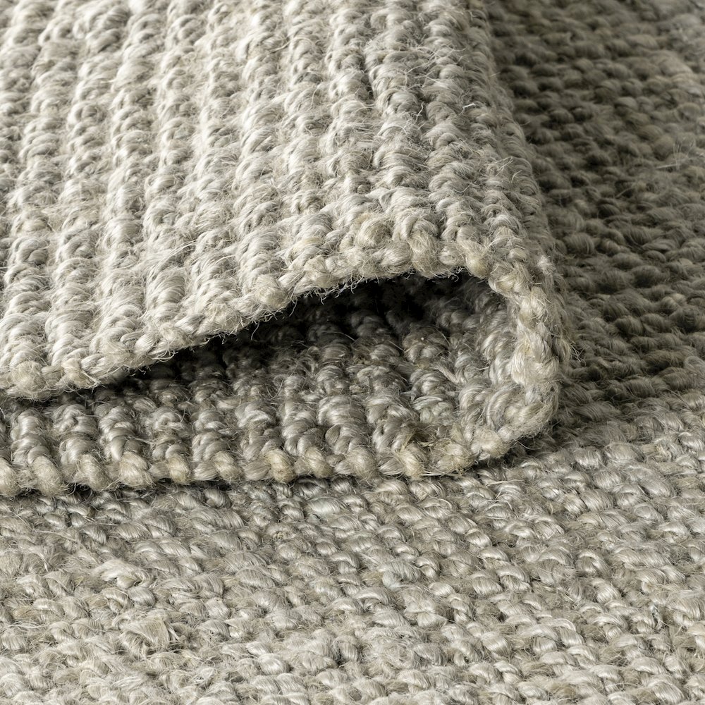 Pata Hand Woven Chunky Jute Area Rug. Picture 3