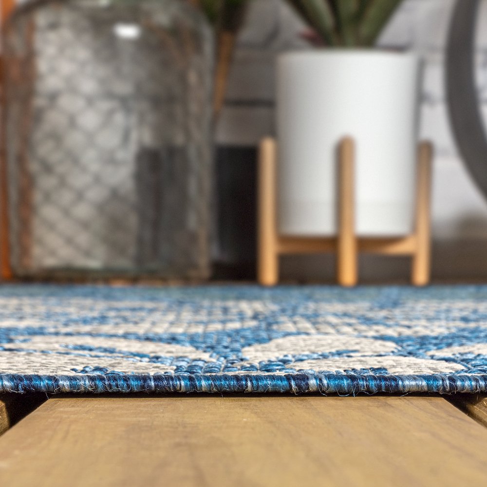 Zinnia Modern Floral Textured Weave Indoor/Outdoor Area Rug. Picture 9