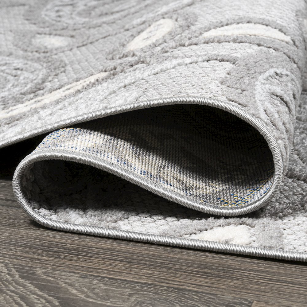 Julien Paisley High-Low Indoor/Outdoor Area Rug. Picture 8