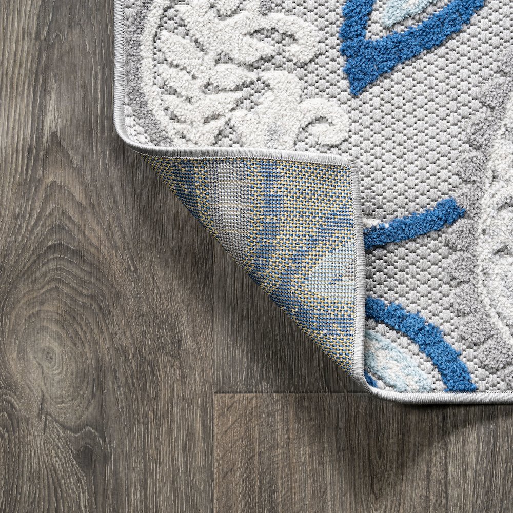Julien Paisley High-Low Indoor/Outdoor Area Rug. Picture 3