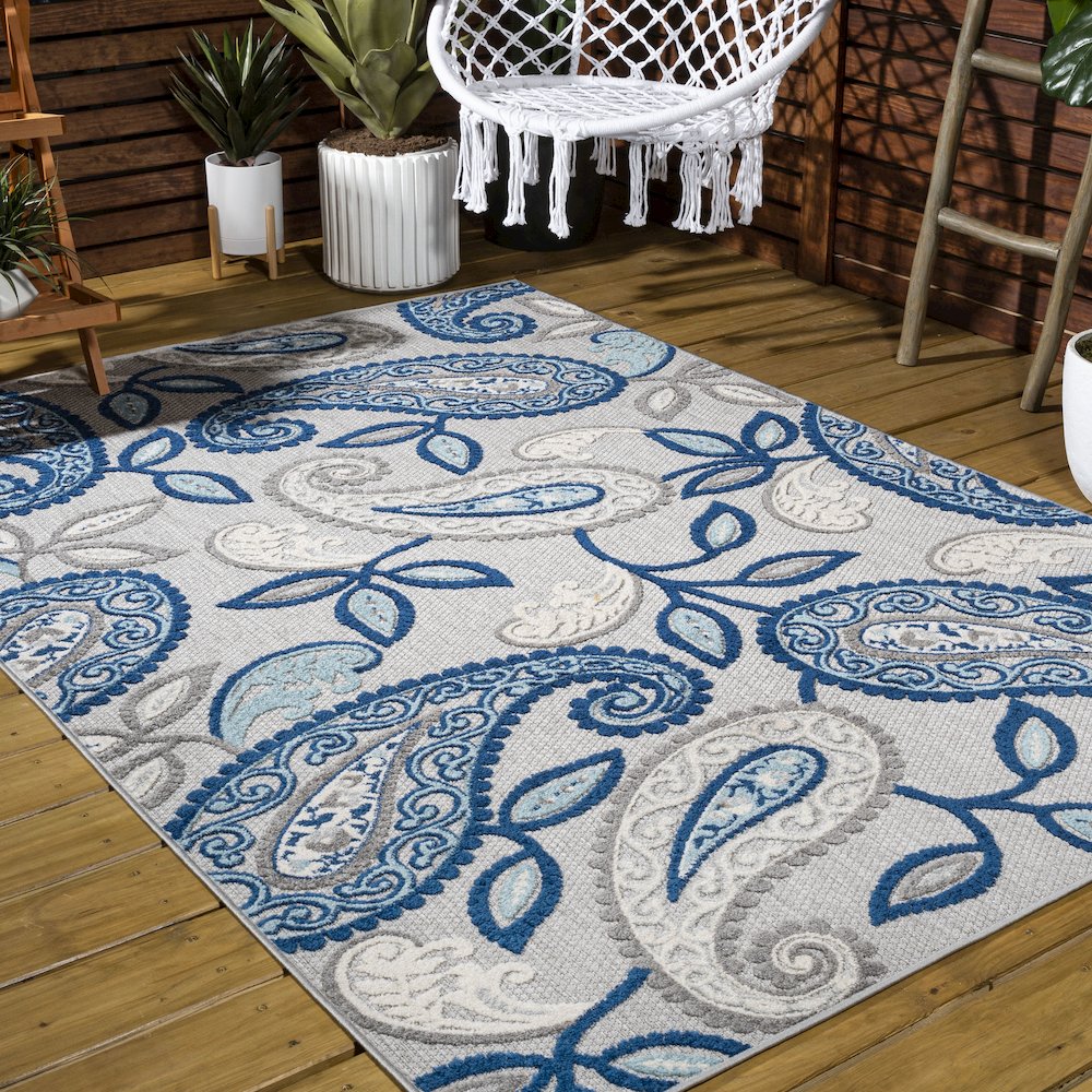 Julien Paisley High-Low Indoor/Outdoor Area Rug. Picture 6
