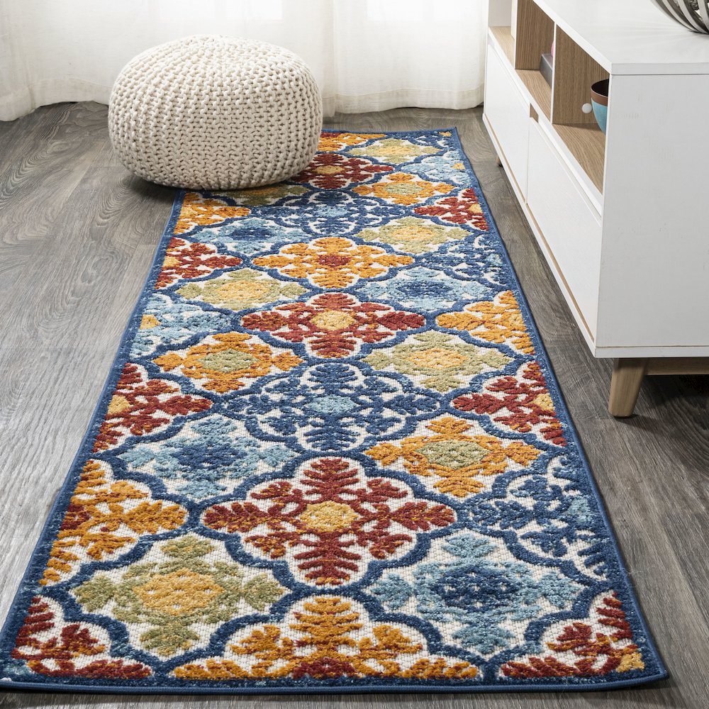 Cassis Ornate Ogee Trellis High-Low Indoor/Outdoor Area Rug. Picture 2