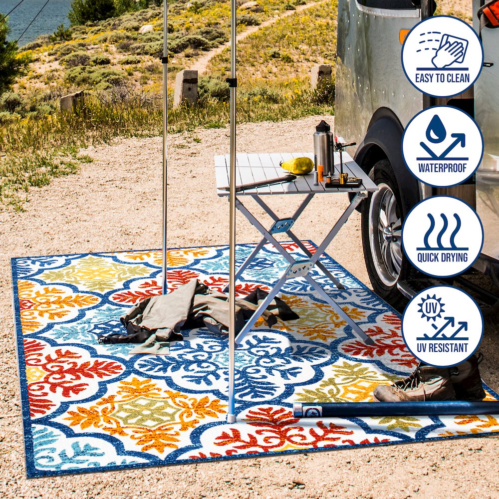 Cassis Ornate Ogee Trellis High-Low Indoor/Outdoor Area Rug. Picture 10