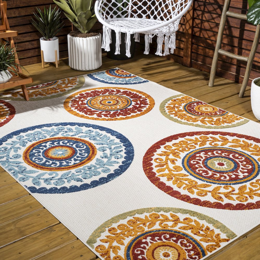 Circus Medallion High-Low Indoor/Outdoor Area Rug. Picture 6