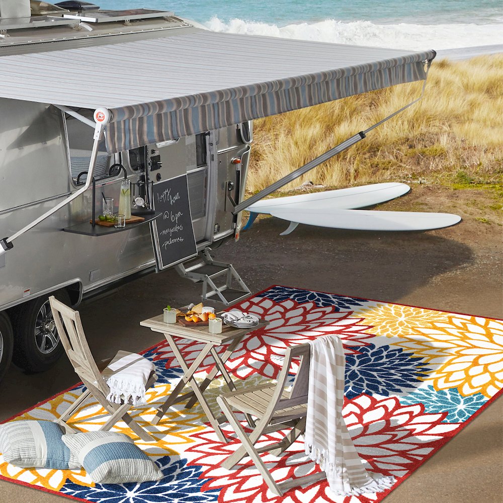 Minori Floral Indoor/Outdoor Area Rug. Picture 9