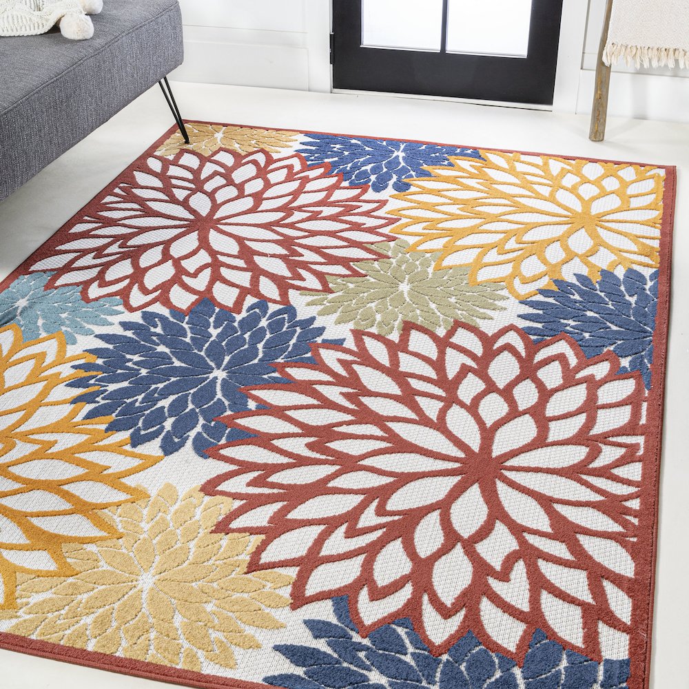 Minori Floral Indoor/Outdoor Area Rug. Picture 2