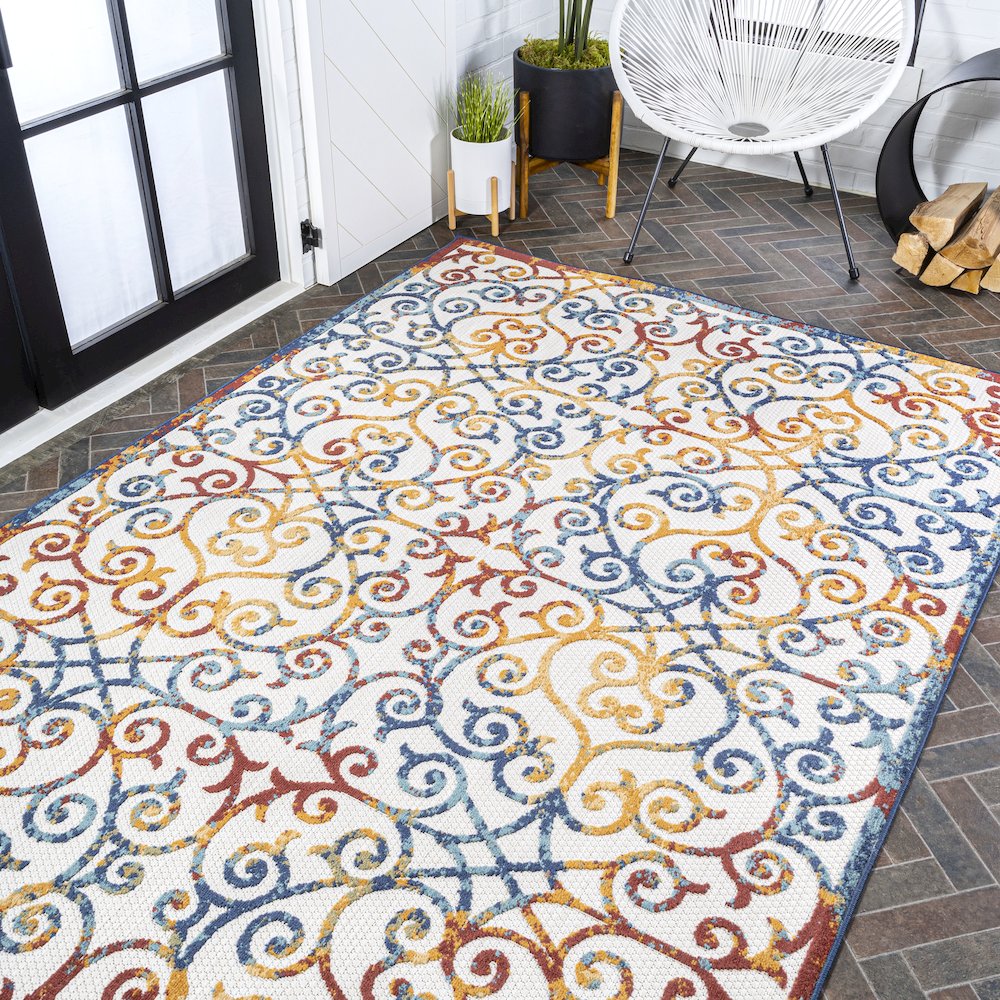 Atrani Scroll Trellis Indoor/Outdoor Area Rug. Picture 9