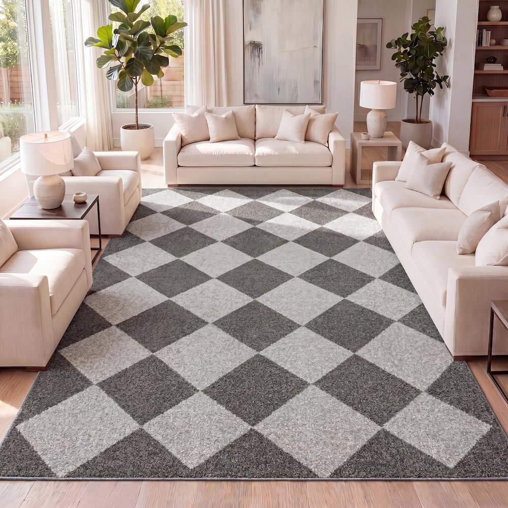 Draper Classic Geometric Diamond Pattern Area Rug. Picture 8