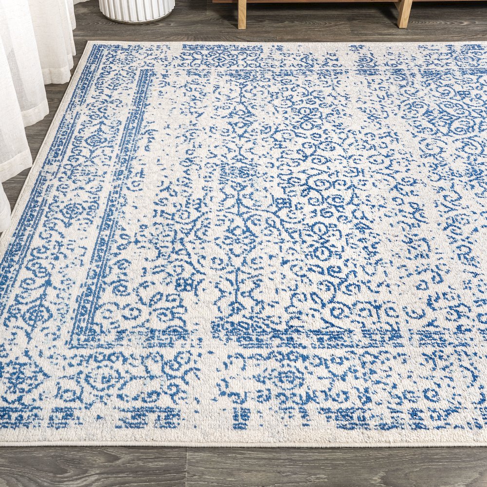 Azul Filigree Area Rug. Picture 3