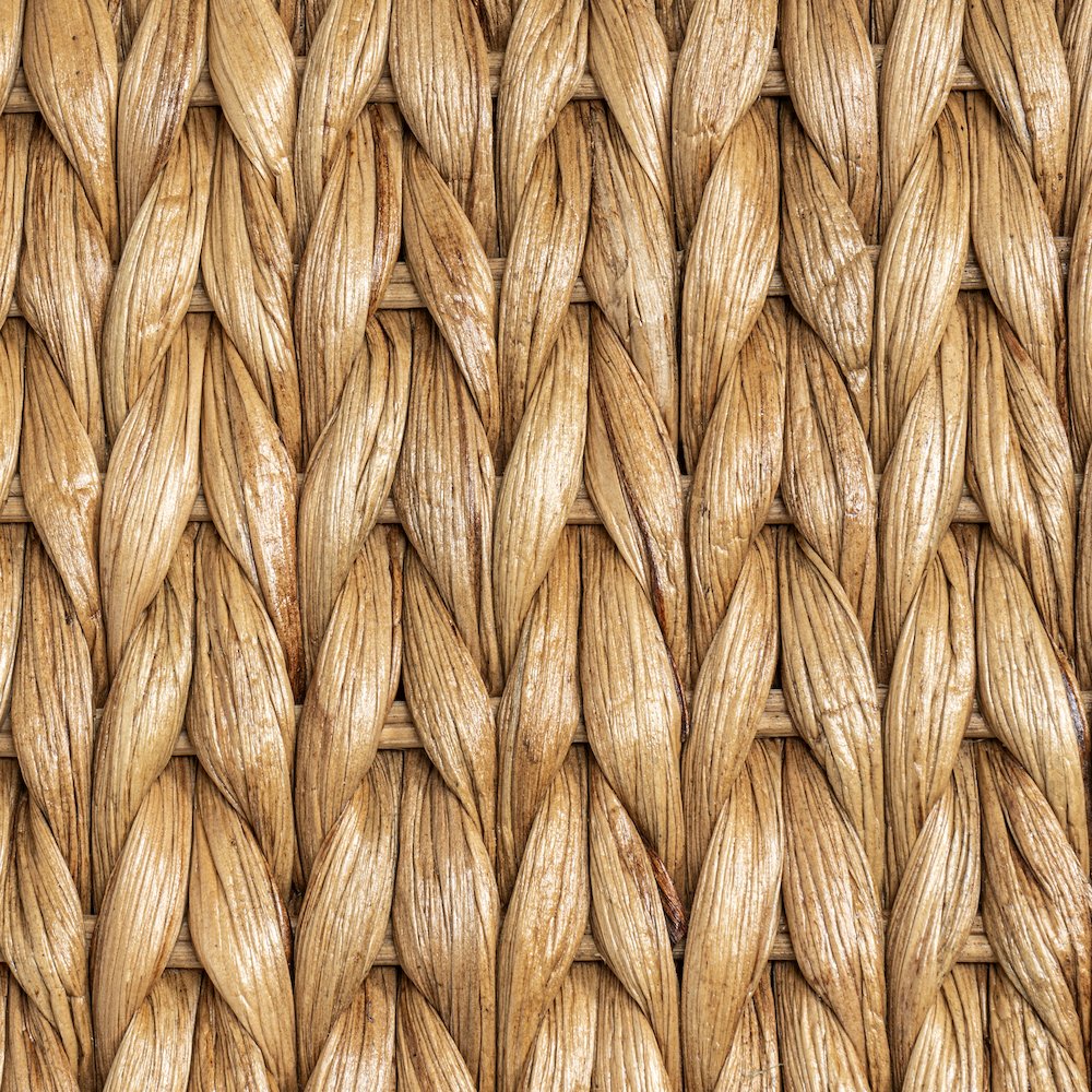 Chett Minimalist Hand-Woven Hyacinth/Wood Underbed Storage Bin. Picture 2