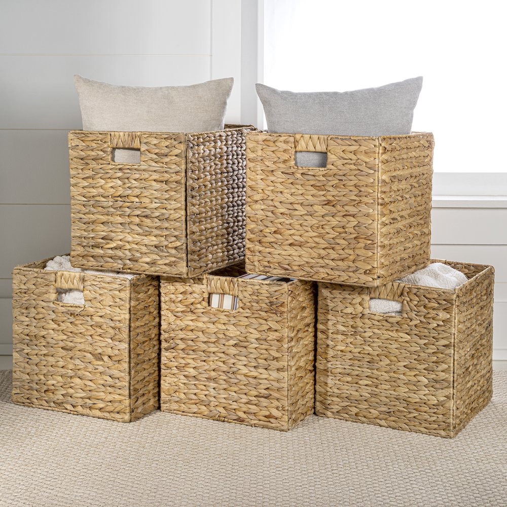 Bryce Classic Farmhouse Handwoven Hyacinth Collapsible Storage Cube Baskets. Picture 1