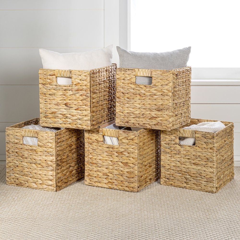 Bryce Classic Farmhouse Handwoven Hyacinth Collapsible Storage Cube Baskets. Picture 1