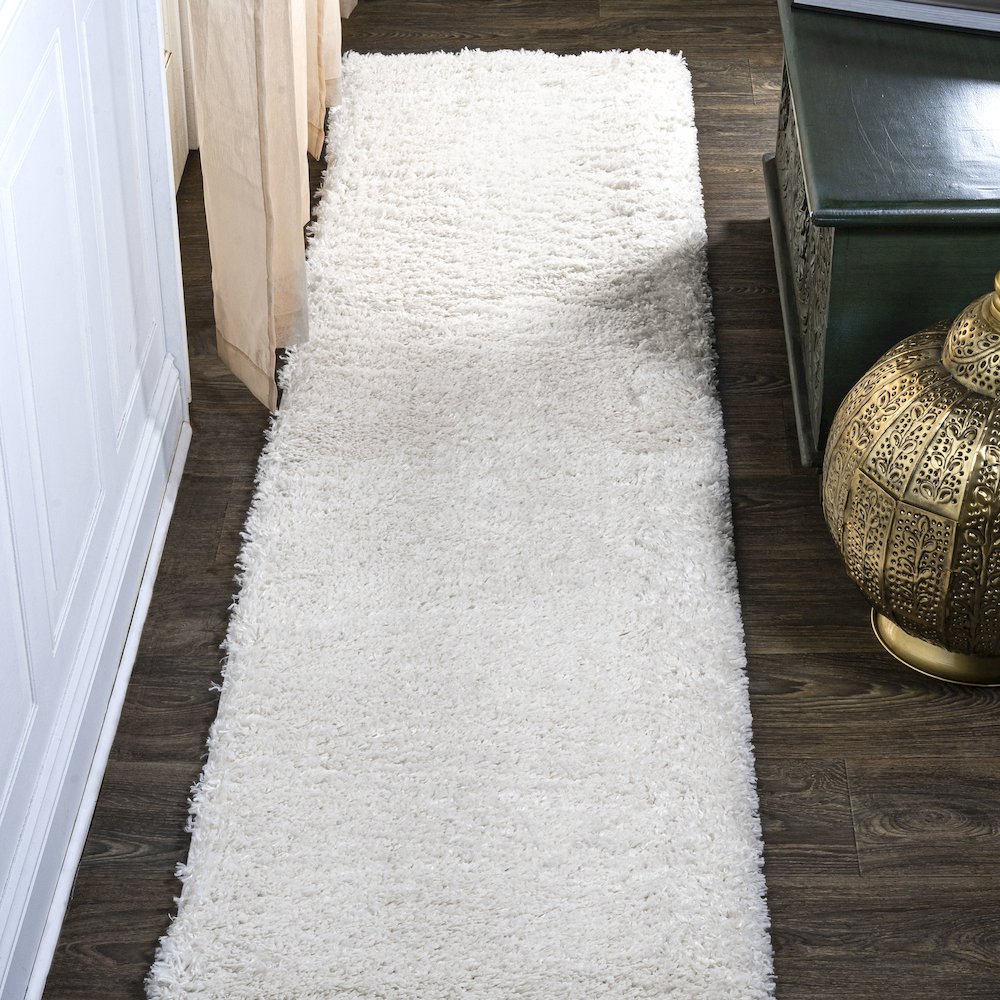 Groovy Solid Shag Area Rug. Picture 2