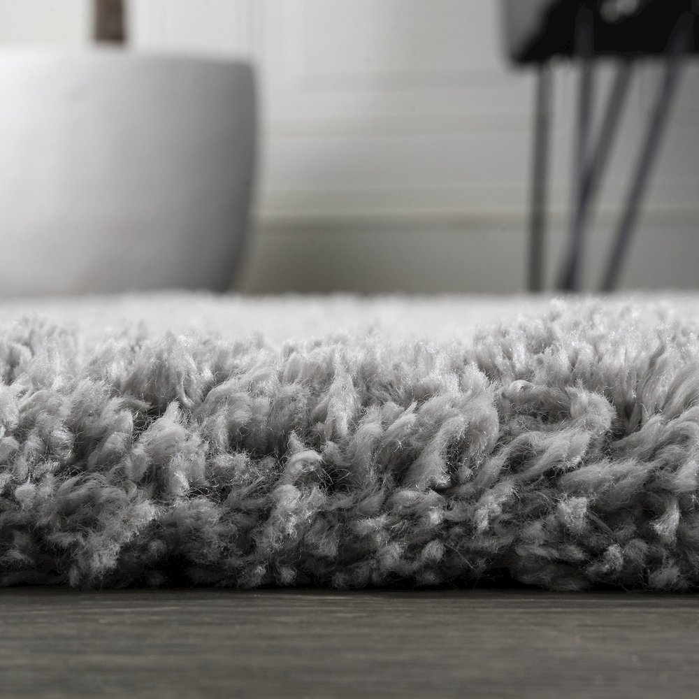 Groovy Solid Shag Area Rug. Picture 9