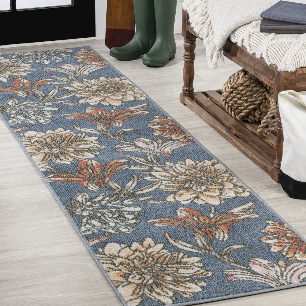 Giglio Modern Botanical Flower Area Rug. Picture 2