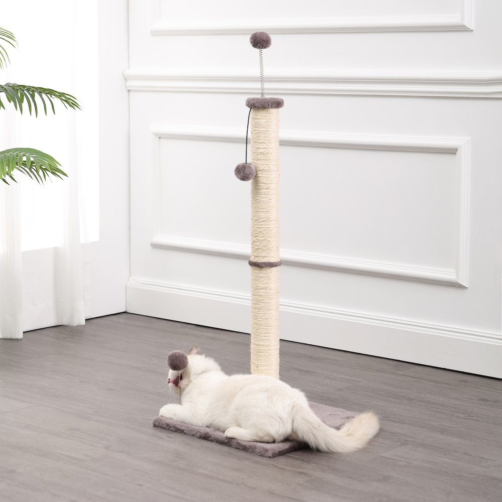 Rylie Farmhouse Sisal Pillar Cat Scratching Post. Picture 1