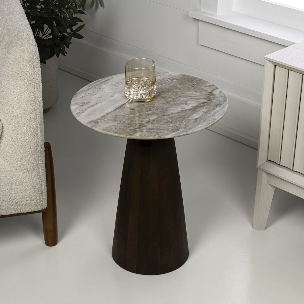Kaito 18" Modern Round White Marble End Table. Picture 2