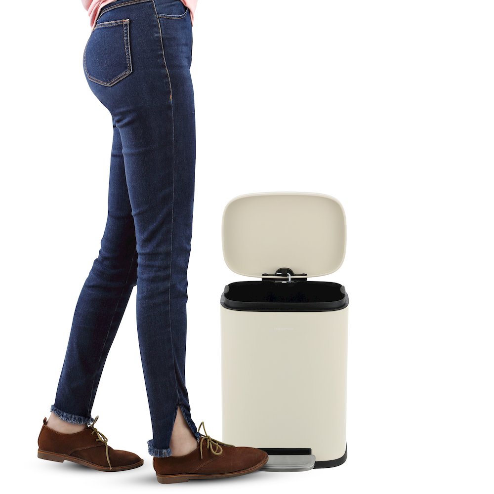 Connor Rectangular Trash Can With Soft-Close Lid And Free Mini Trash Can. Picture 3