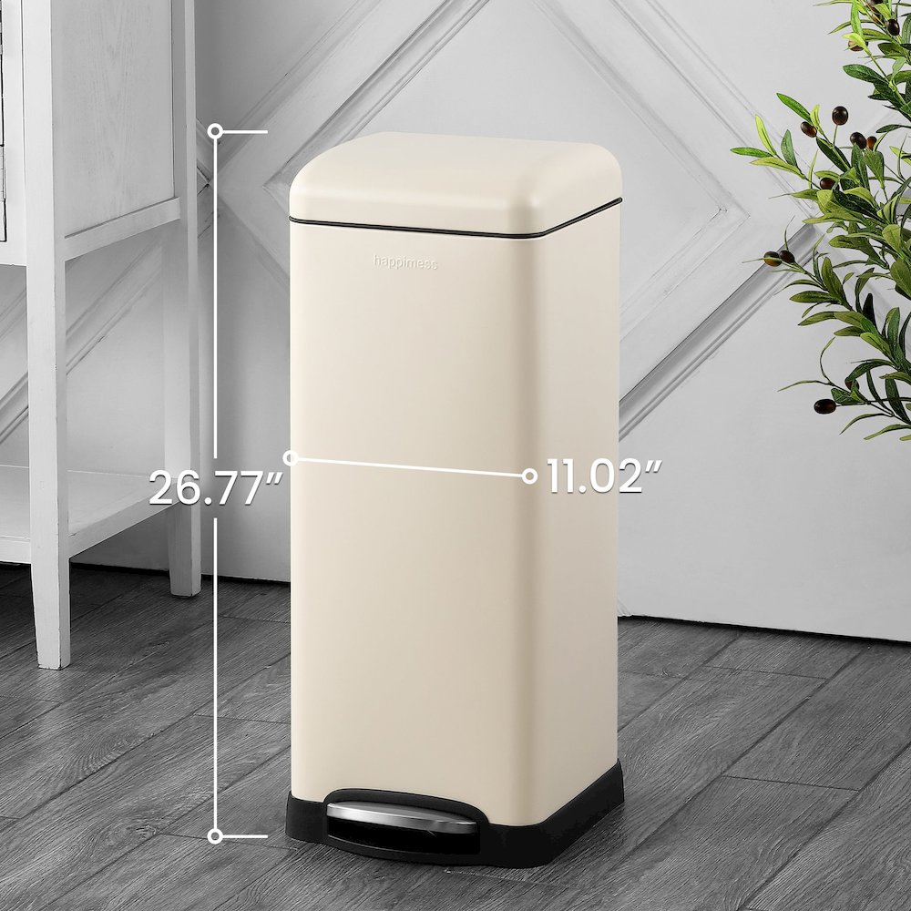Betty Retro Step-Open Trash Can With Liners. Picture 10