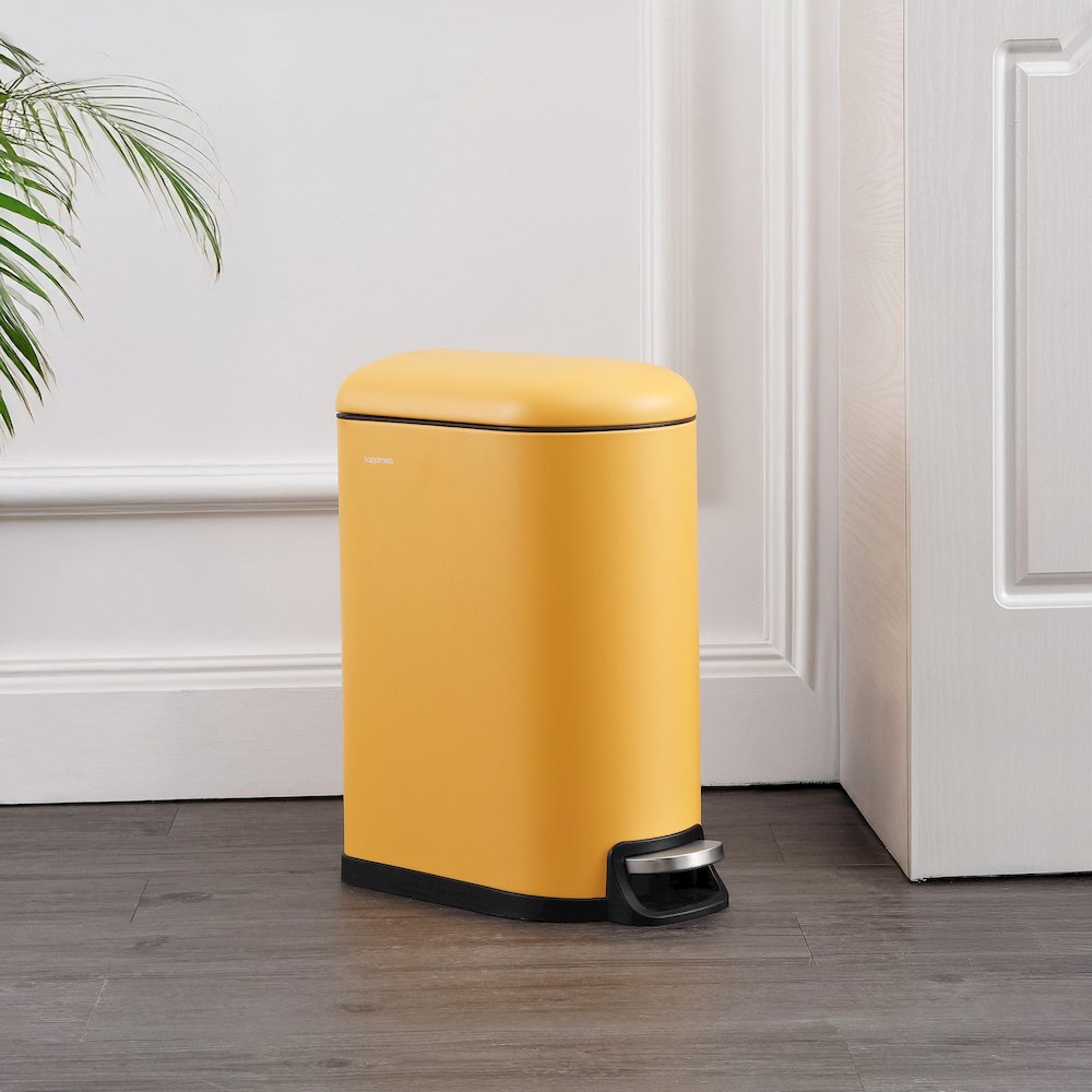 Roland Mini Step-Open Trash Can. Picture 2