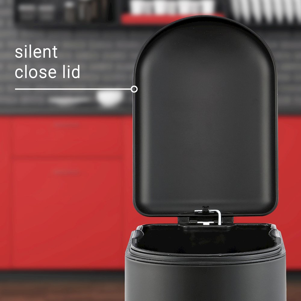 Roland Step-Open Trash Can. Picture 6