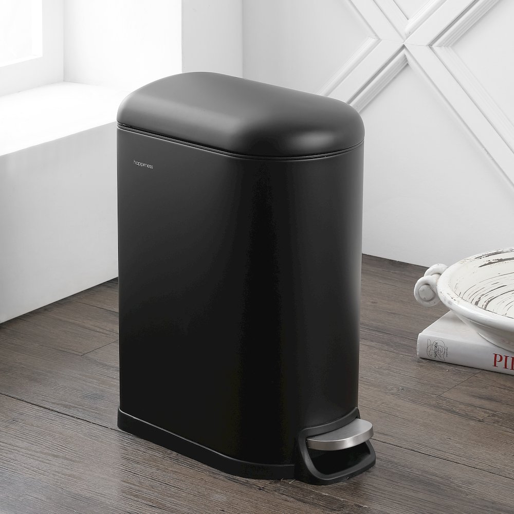 Roland Step-Open Trash Can. Picture 1