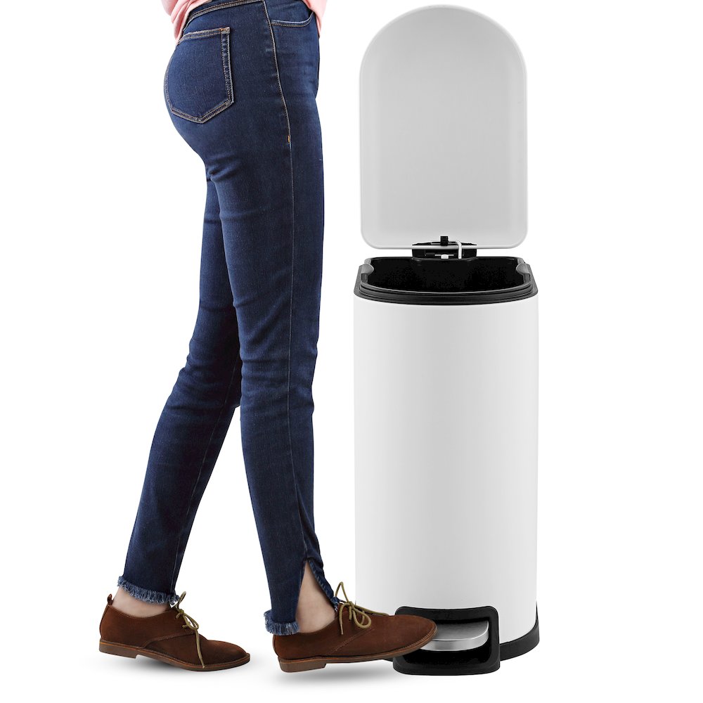 Roland Step-Open Trash Can. Picture 4