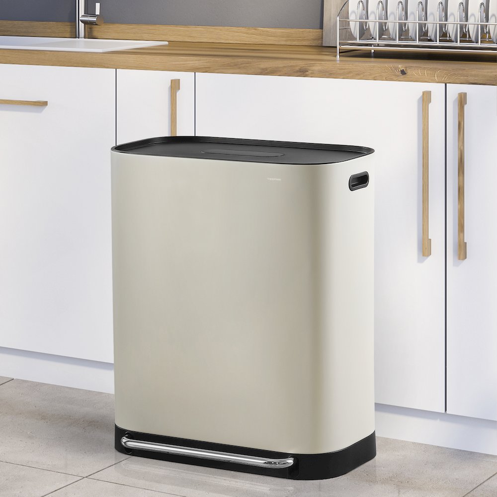 Beni Kitchen Trash/Recycling Double-Bucket Step-Open Trash Can With Liners. Picture 17