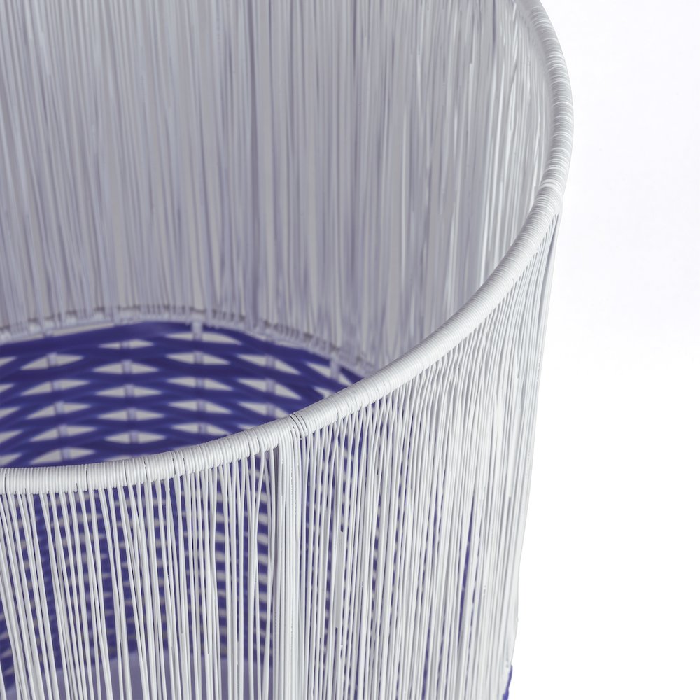 Harper Modern 4.13-Gallon 2-Tone Faux Wicker Cylinder Waste Basket. Picture 2