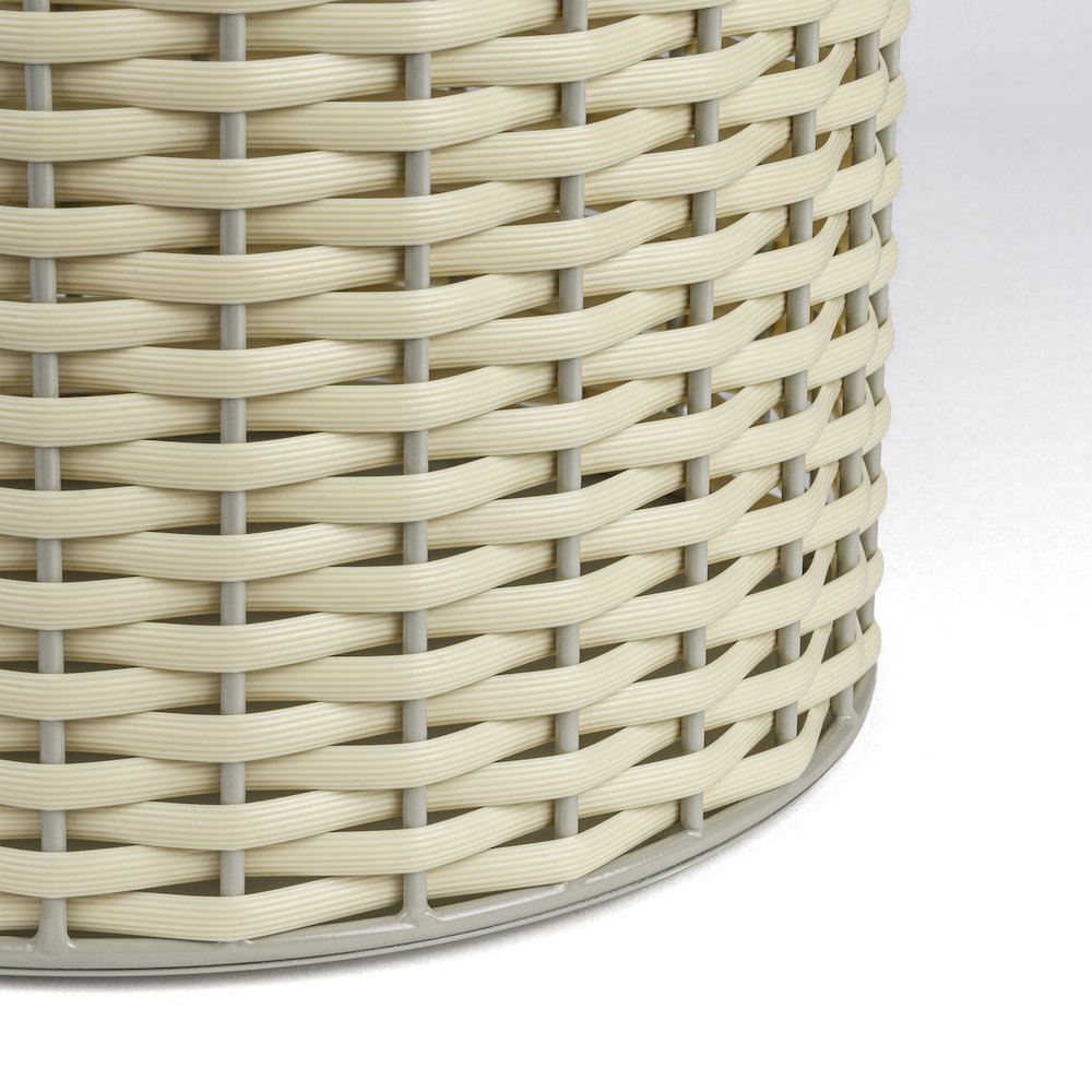 Harper Modern 4.13-Gallon 2-Tone Faux Wicker Cylinder Waste Basket. Picture 3