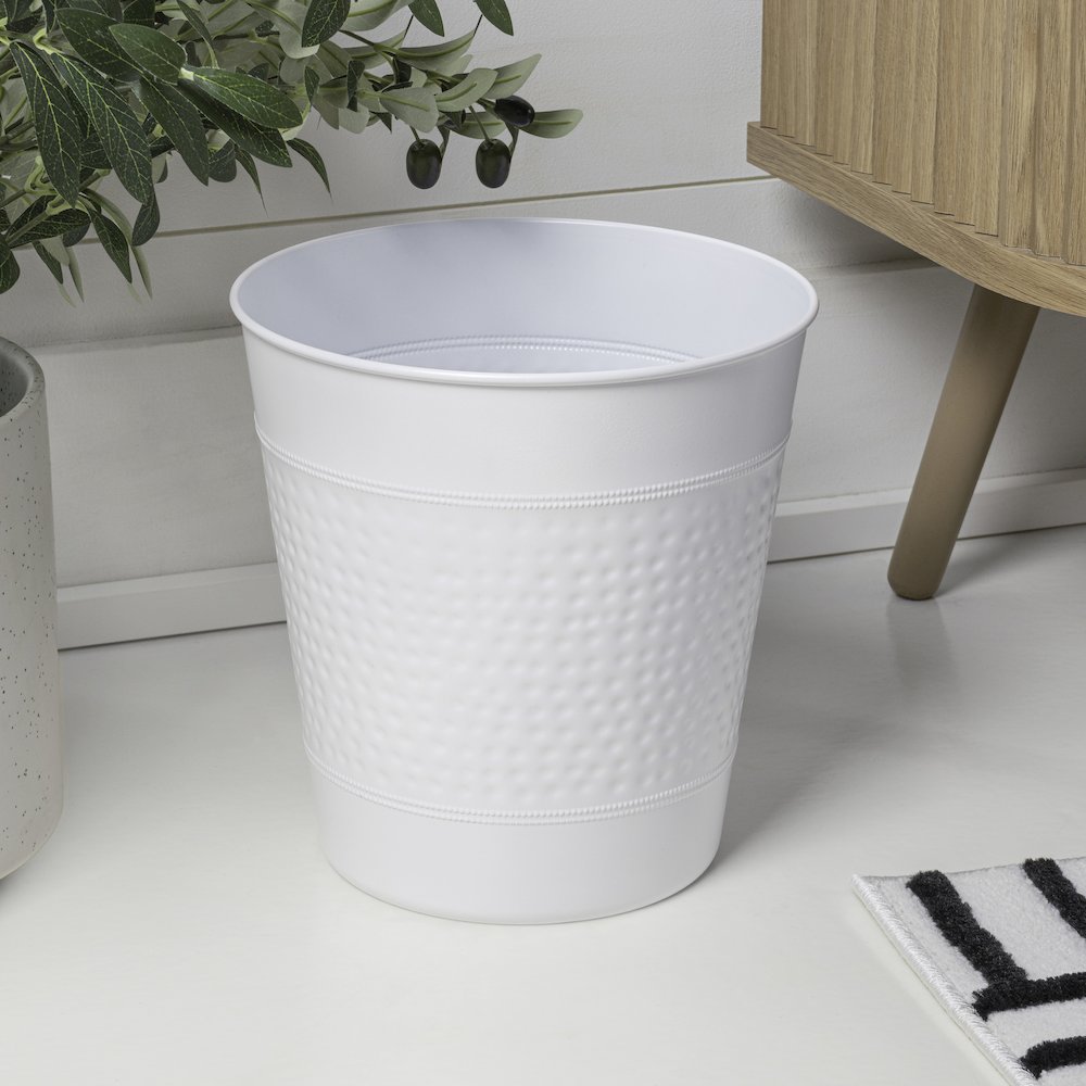 Riley Modern Classic Hammered Steel Accent 2-Gallon Wastebasket, Matte White. Picture 2