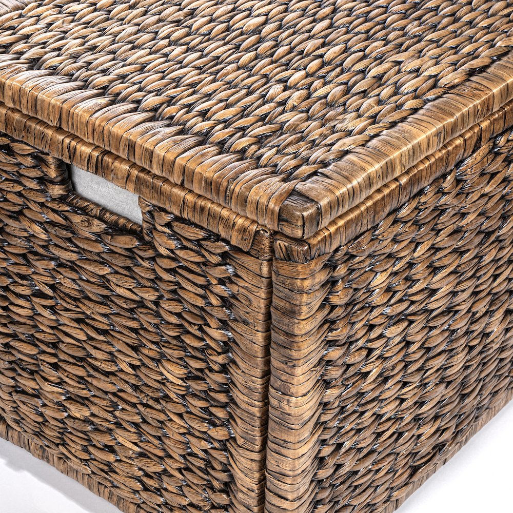 Anada Handwoven Wicker Weave Storage Trunk. Picture 2