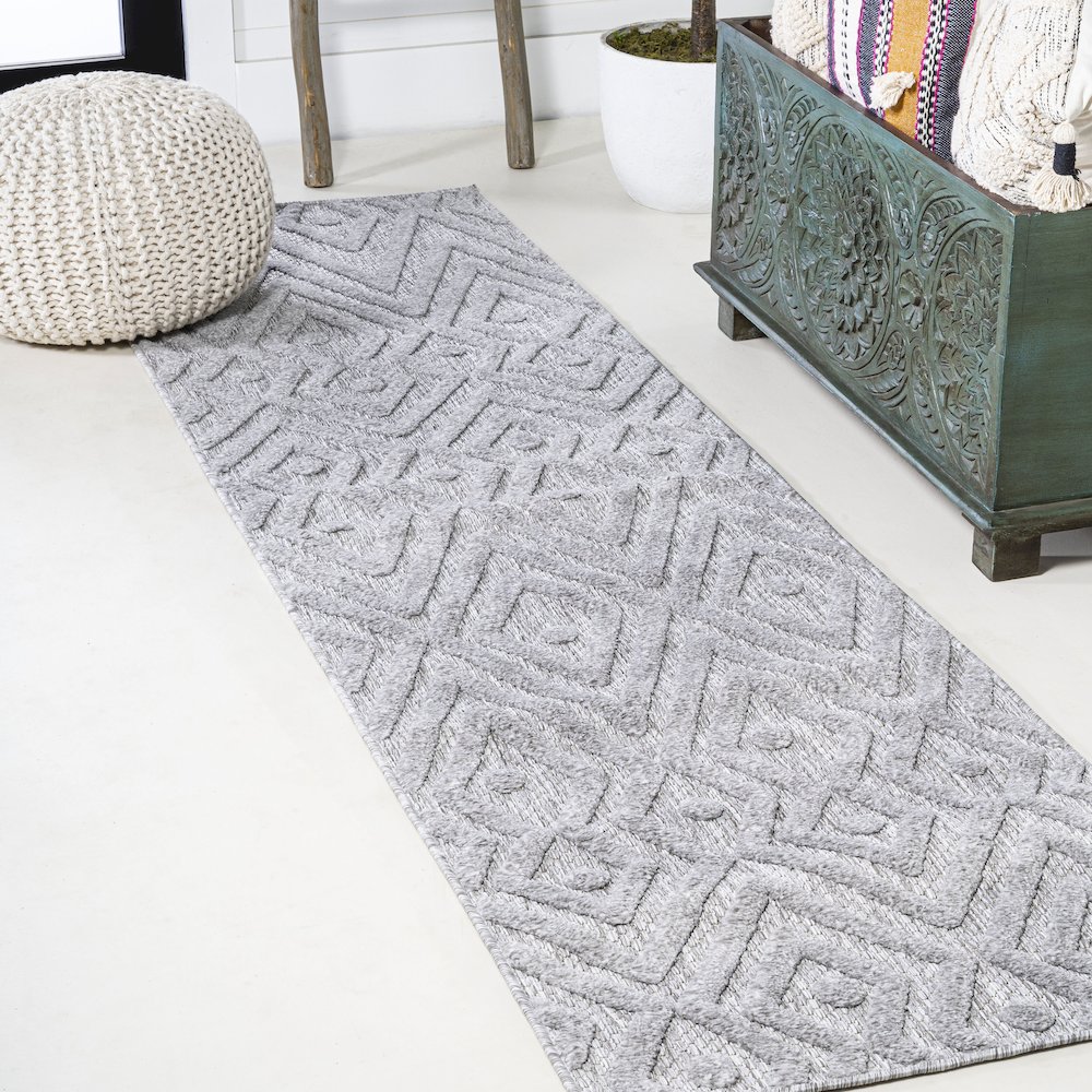 Balansat Moroccan Diamond Indoor/Outdoor Area Rug. Picture 2