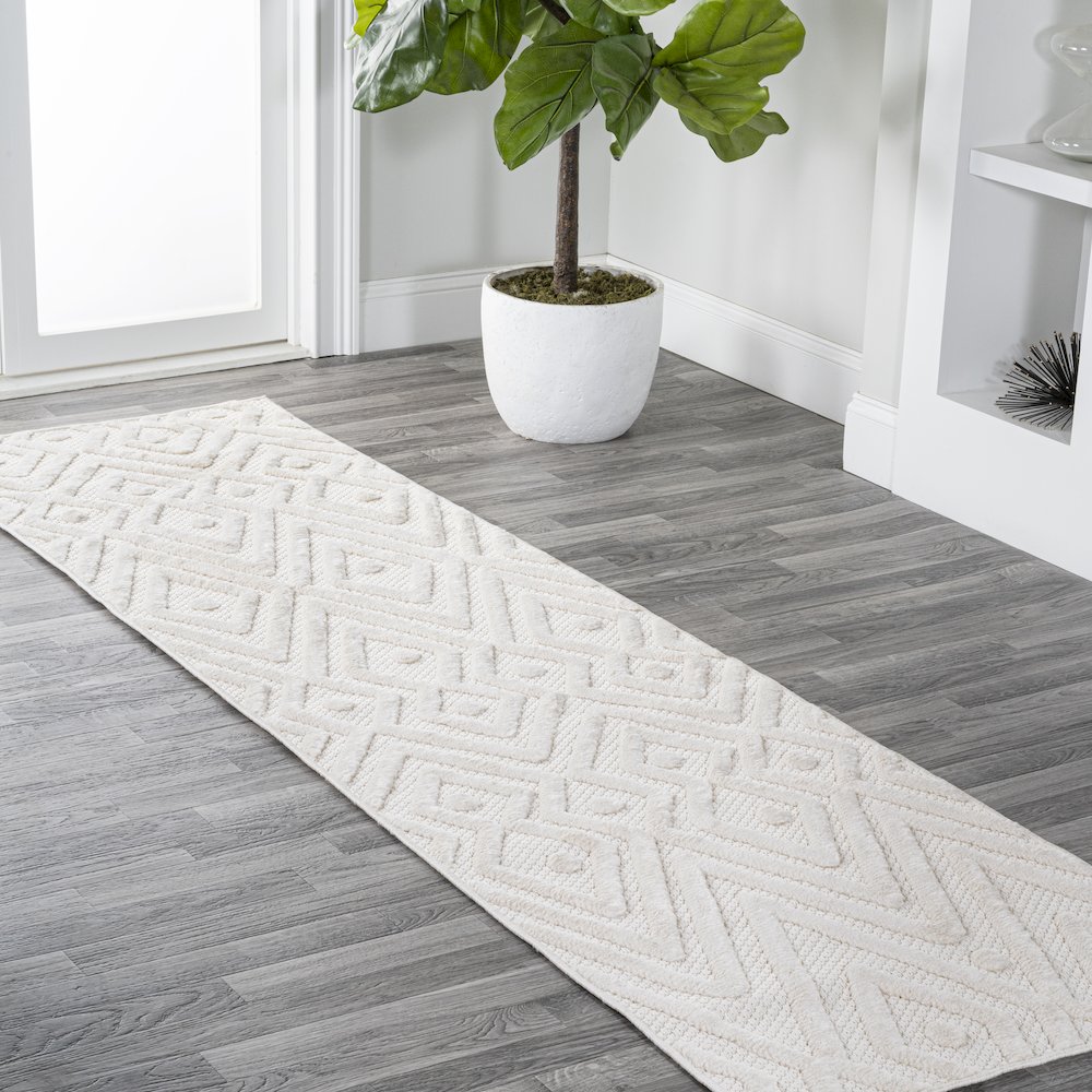 Balansat Moroccan Diamond Indoor/Outdoor Area Rug. Picture 2