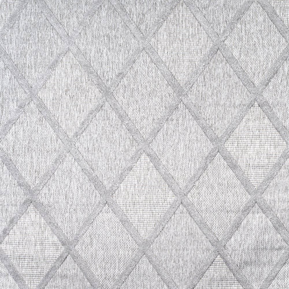 Salines Diamond Trellis Indoor/Outdoor Area Rug. Picture 1