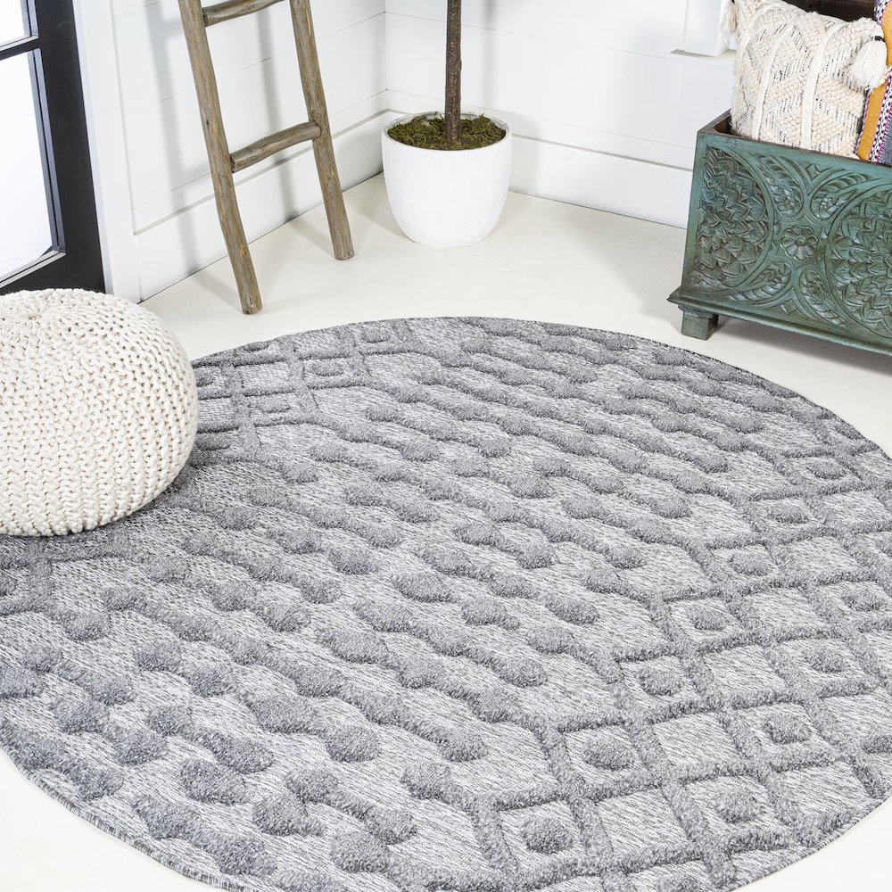 Peralta Moroccan Diamond Indoor/Outdoor Area Rug. Picture 2