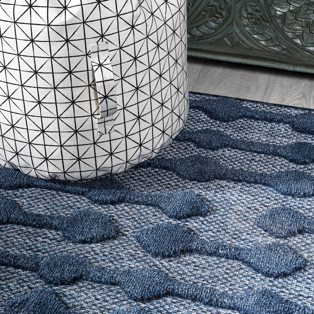 Peralta Moroccan Diamond Indoor/Outdoor Area Rug. Picture 5