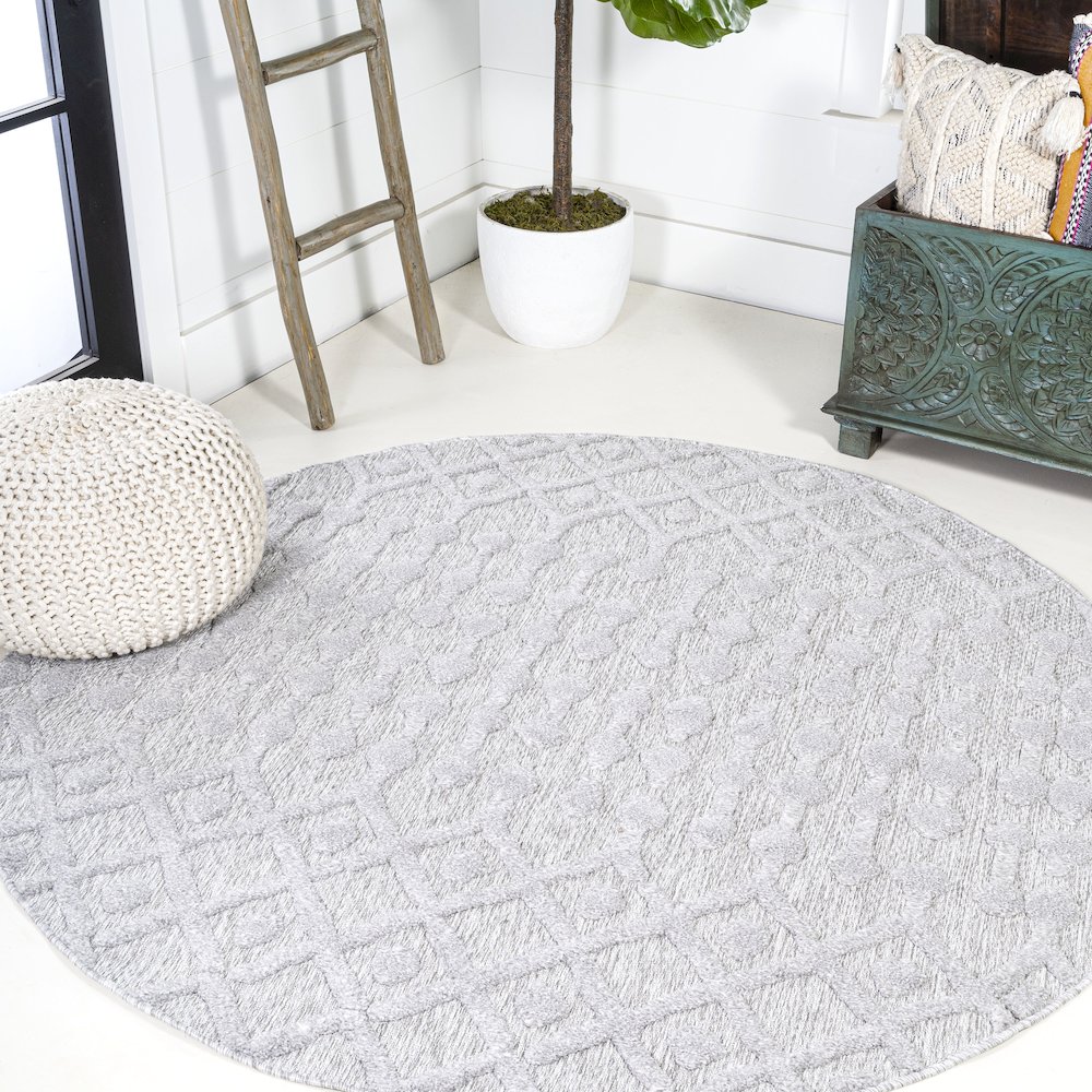 Peralta Moroccan Diamond Indoor/Outdoor Area Rug. Picture 2